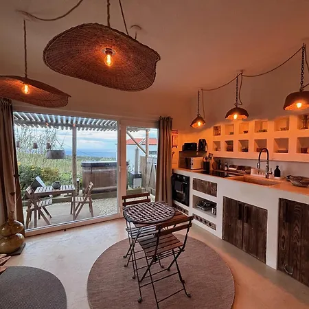 Chicken Raiser Unique Ocean-view W/hot Tub *